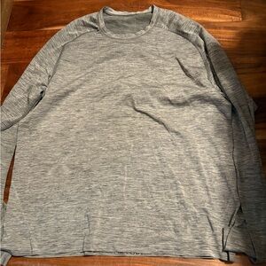 Men’s lululemon long sleeve size xl‎ (0844)
